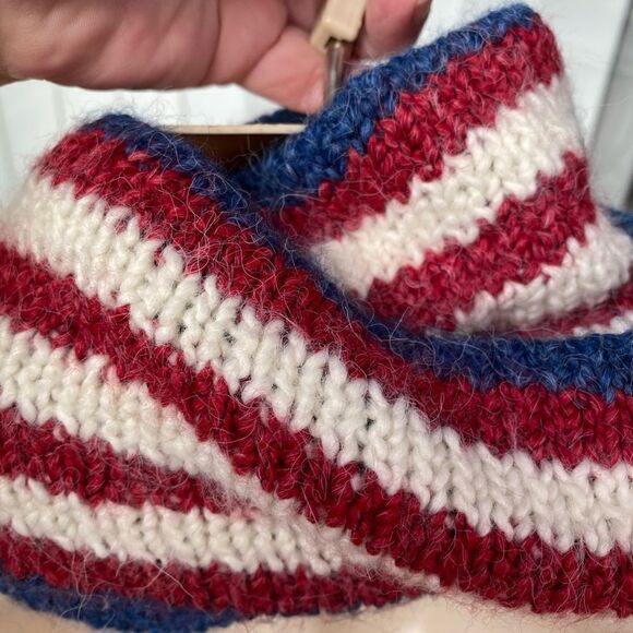 Peruvian trading Co. knit scarf nwot - Picture 3 of 8